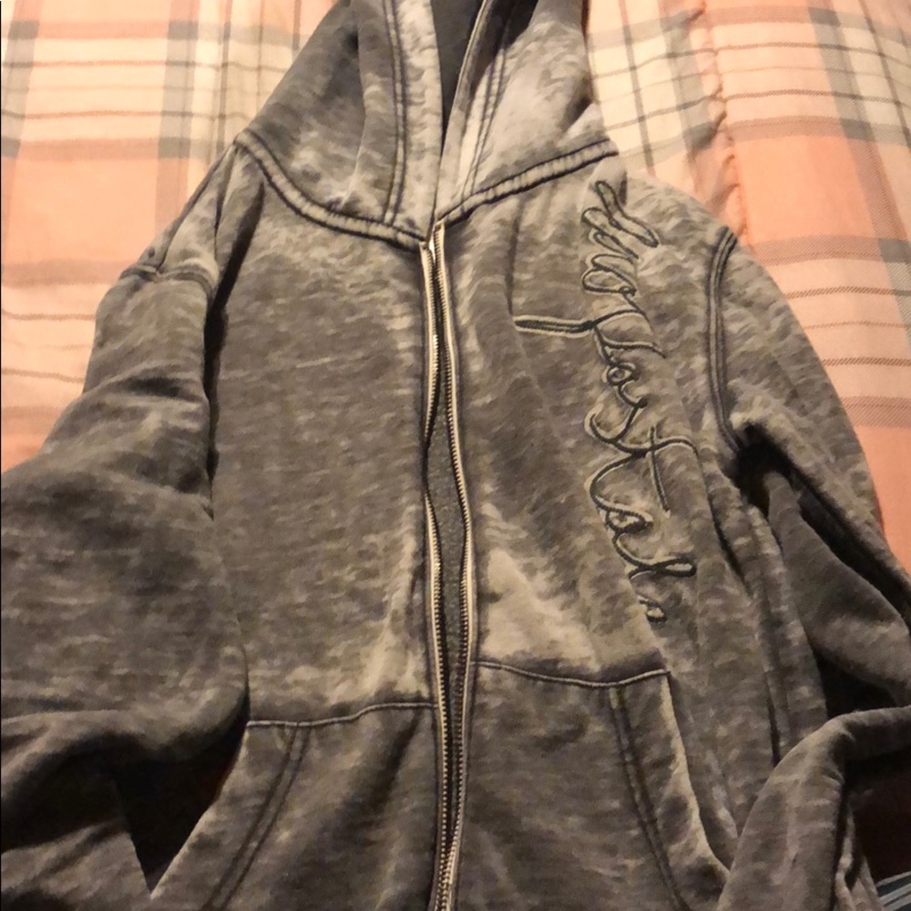 zip up